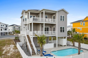 By the Sea 5bd 5ba with Elevator and Pool!